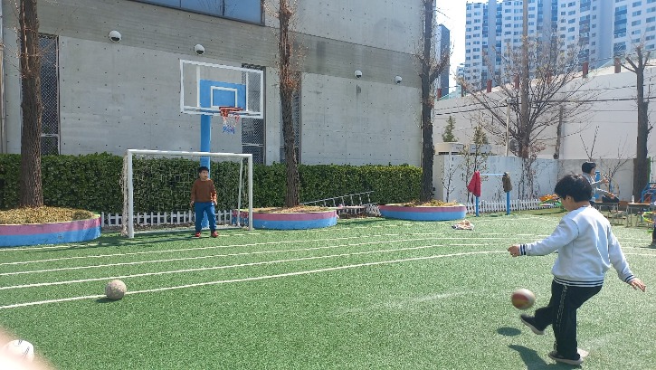 KakaoTalk_20250404_202024341_09.jpg