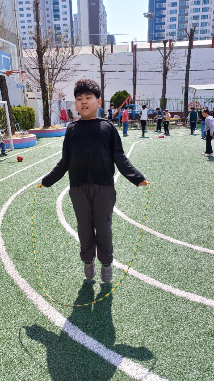 KakaoTalk_20250404_185938984_18.jpg