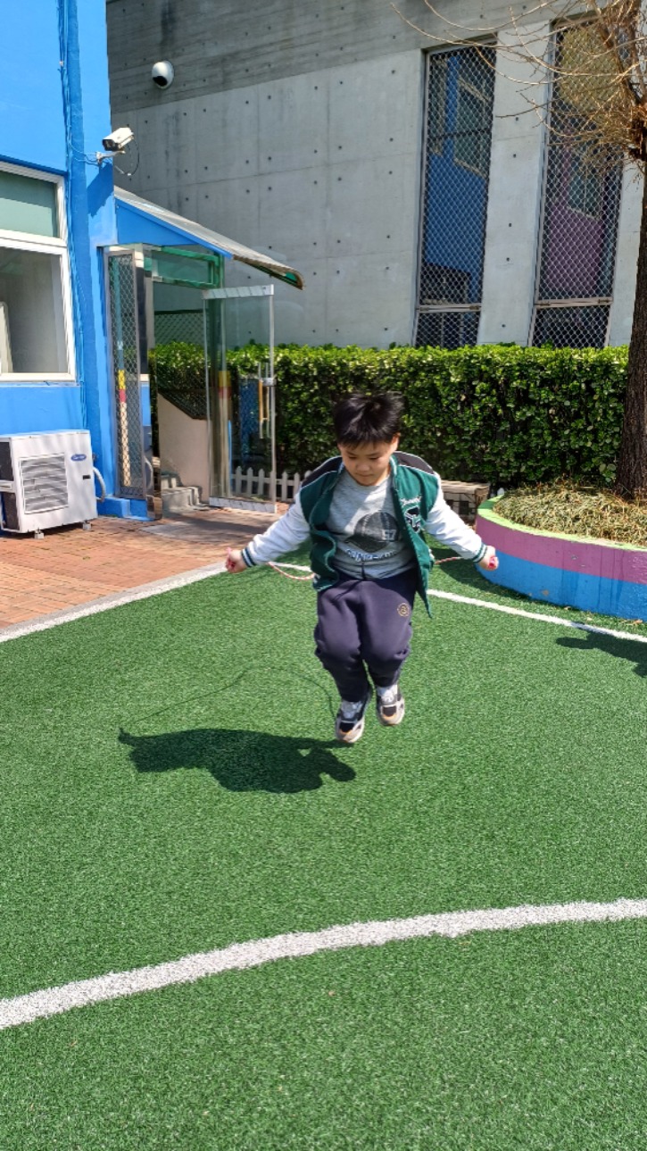 KakaoTalk_20250404_185938984_07.jpg