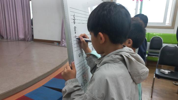 KakaoTalk_20250516_112501194_02.jpg